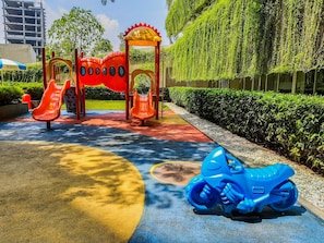 Children’s play area – outdoor