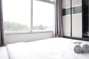 2 bedrooms, bed sheets - Marvelous & Scenic 2BR at Jarrdin Cihampelas Apartment (Bandung)