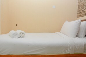 Room | 2 bedrooms, free WiFi, bed sheets