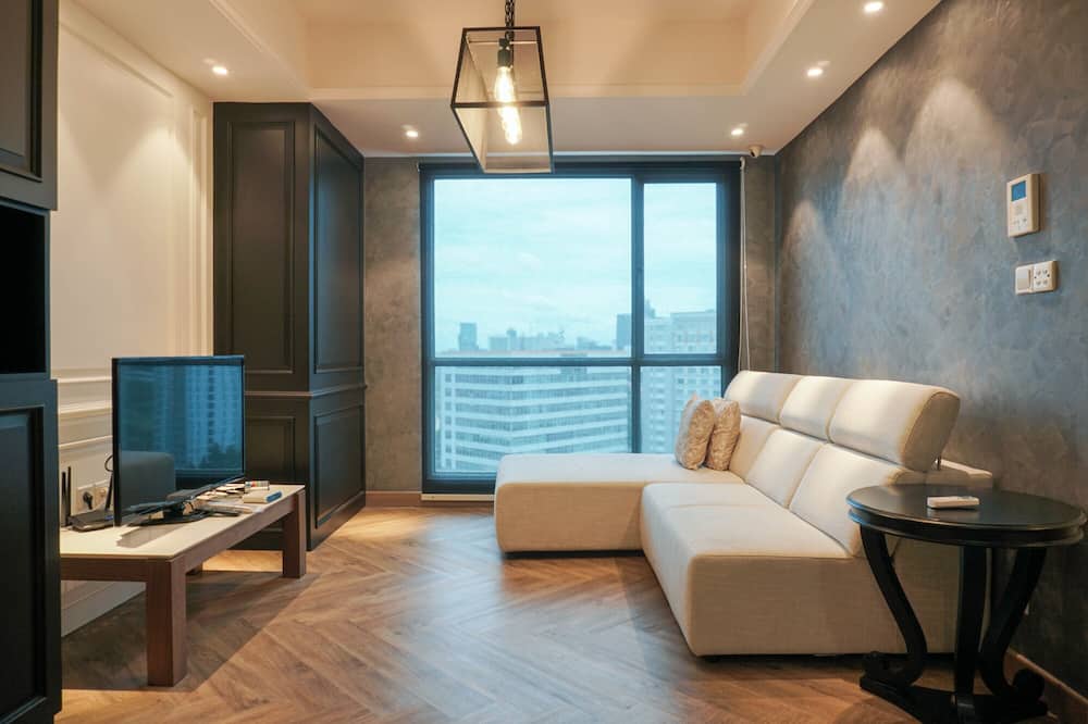 Luxurious 2BR Apartment at Casa Grande Residence