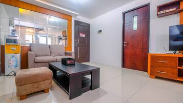 Room | 2 bedrooms, free WiFi, bed sheets