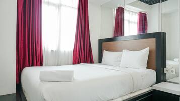 Habitación | 1 dormitorio, escritorio, wifi gratis y ropa de cama