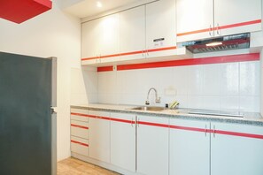 Private kitchen - Cozy Living 1BR at Pakubuwono Terrace Apartment (Jakarta)