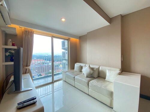 Deluxe & Well Appointed 2BR at El Royale Apartment