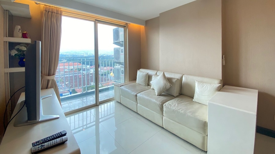 Deluxe & Well Appointed 2BR at El Royale Apartment