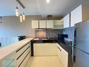 客房 | 私人厨房 | 冰箱、炉灶、厨具/餐具