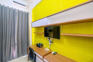 Room | Free WiFi, bed sheets