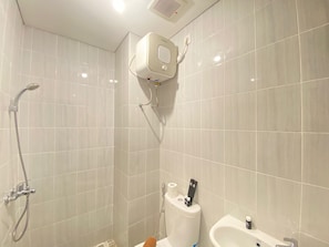 Free WiFi, bed sheets - Comfortable Studio Semi Apartment at The Lodge Paskal near BINUS University (Bandung)