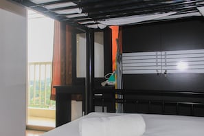Room | Free WiFi, bed sheets - Comfy Studio at Annora Living Apartment (Tangerang)