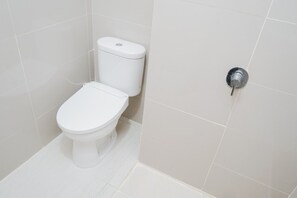 룸 | 욕실 | 샤워 시설, 무료 세면용품, 타월