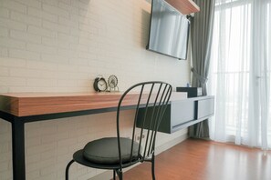 Phòng | Bàn, truy cập Internet không dây miễn phí, bộ trải giường 