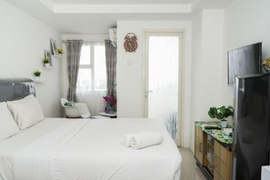 Interior - Best and Super Clean Unit Studio Baileys City Apartment (South Tangerang)