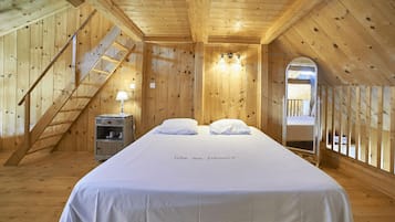 5 sovrum, internet och sÀngklÀder