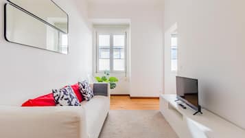 Apartment, 2 Bedrooms | Living area