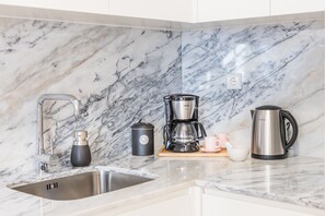 アパートメント 2 ベッドルーム | 専用キッチン | 冷蔵庫、電子レンジ、オーブン、コンロ