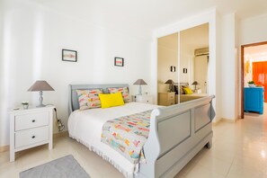 Apartment, 1 Schlafzimmer | 1 Schlafzimmer, individuell dekoriert, Bügeleisen/Bügelbrett, Bettwäsche