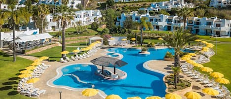 4 outdoor pools, open 8:00 AM to 7:00 PM, pool umbrellas, pool loungers