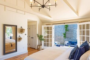 7 chambres, fer et planche à repasser, lit parapluie, Wi-Fi gratuit