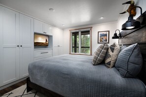 1 chambre, fer et planche à repasser, Internet gratuit, draps fournis