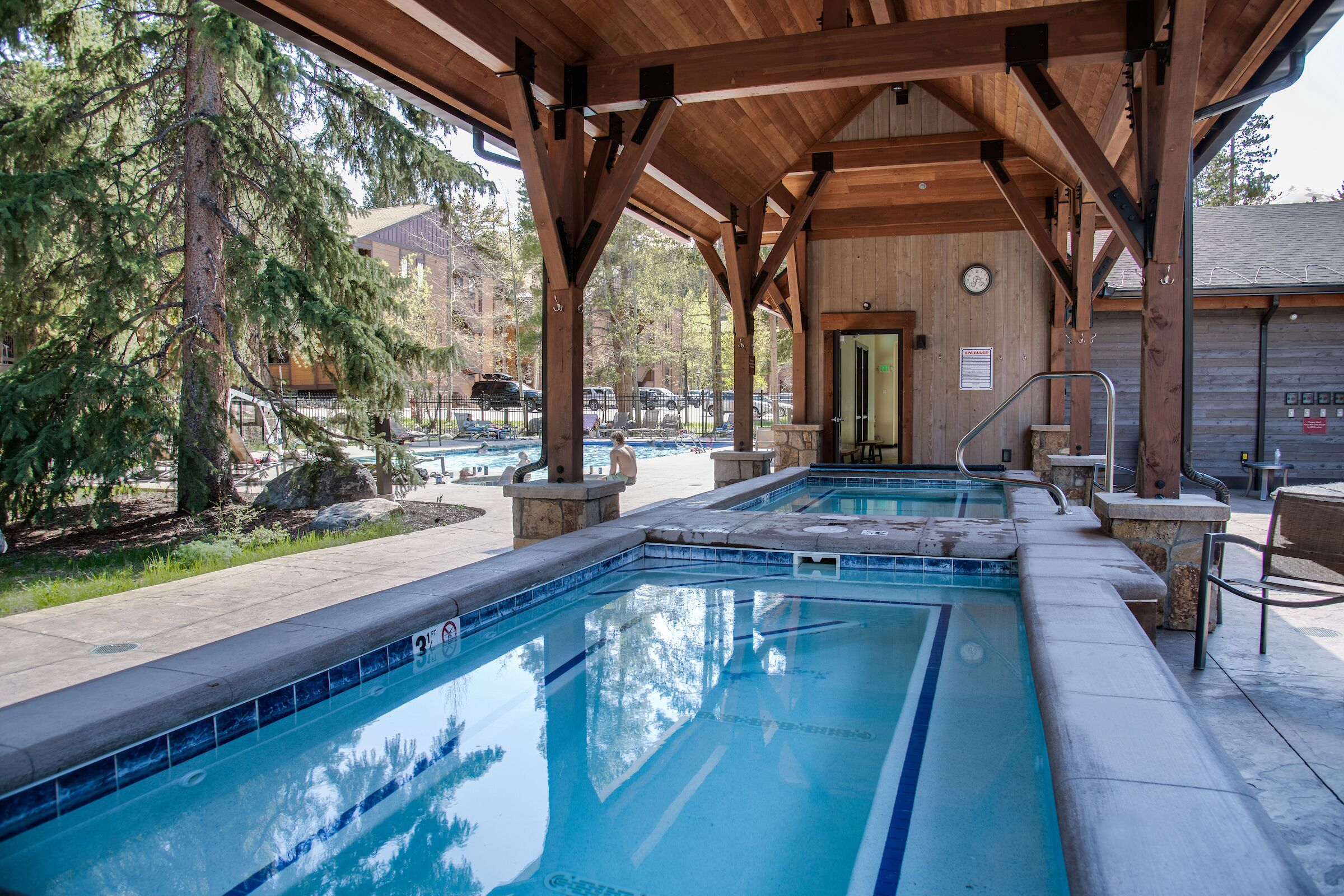 Beheizter Pool