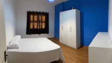 3 quartos, ferros/tábuas de passar roupa, Wi-Fi de cortesia