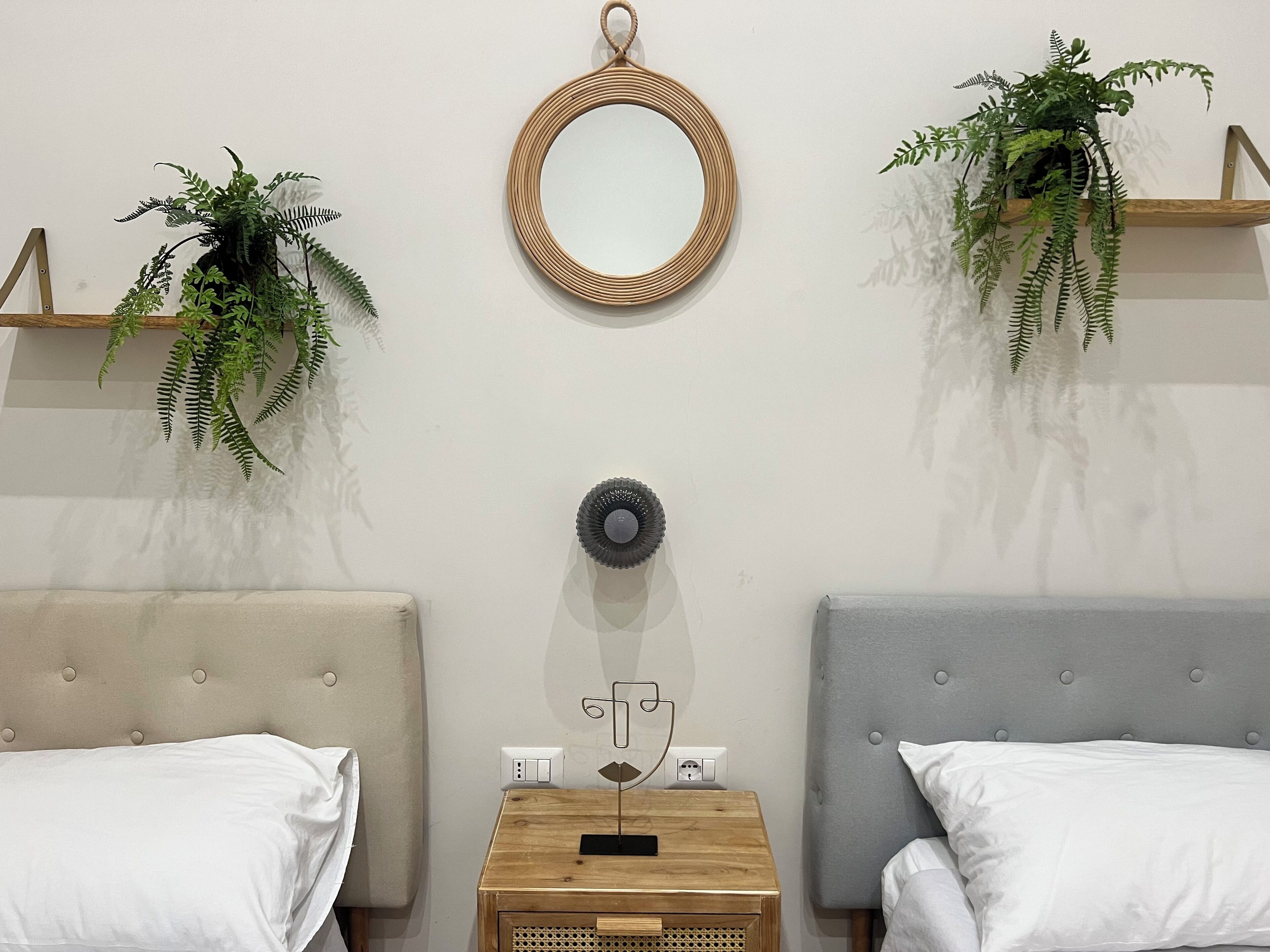 3 Schlafzimmer, Schreibtisch, Bügeleisen/Bügelbrett, Reisekinderbett