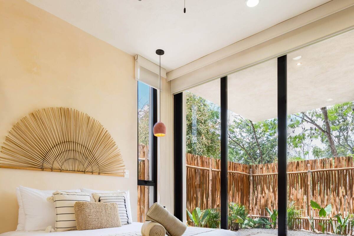 Premium bedding, down duvets, in-room safe, blackout curtains