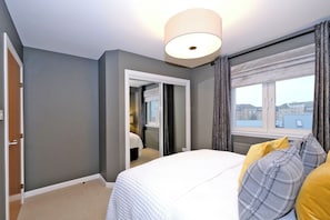 1 chambre, literie de qualité supérieure, décoration personnalisée