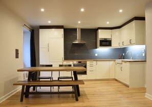 Dining - Newly renovated comfort in a rustic mountain farmhouse on the Tour du Mont Blanc (Trient)