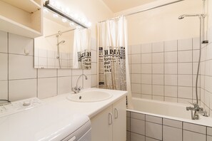 Haartrockner, Handtücher