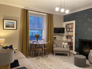 House, 2 Queen Beds | Interior - Wee Bunker - Central Location (North Berwick)