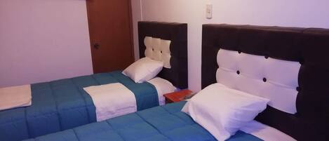 4 bedrooms, iron/ironing board, free WiFi