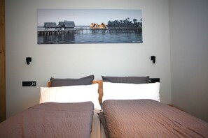 2 bedrooms