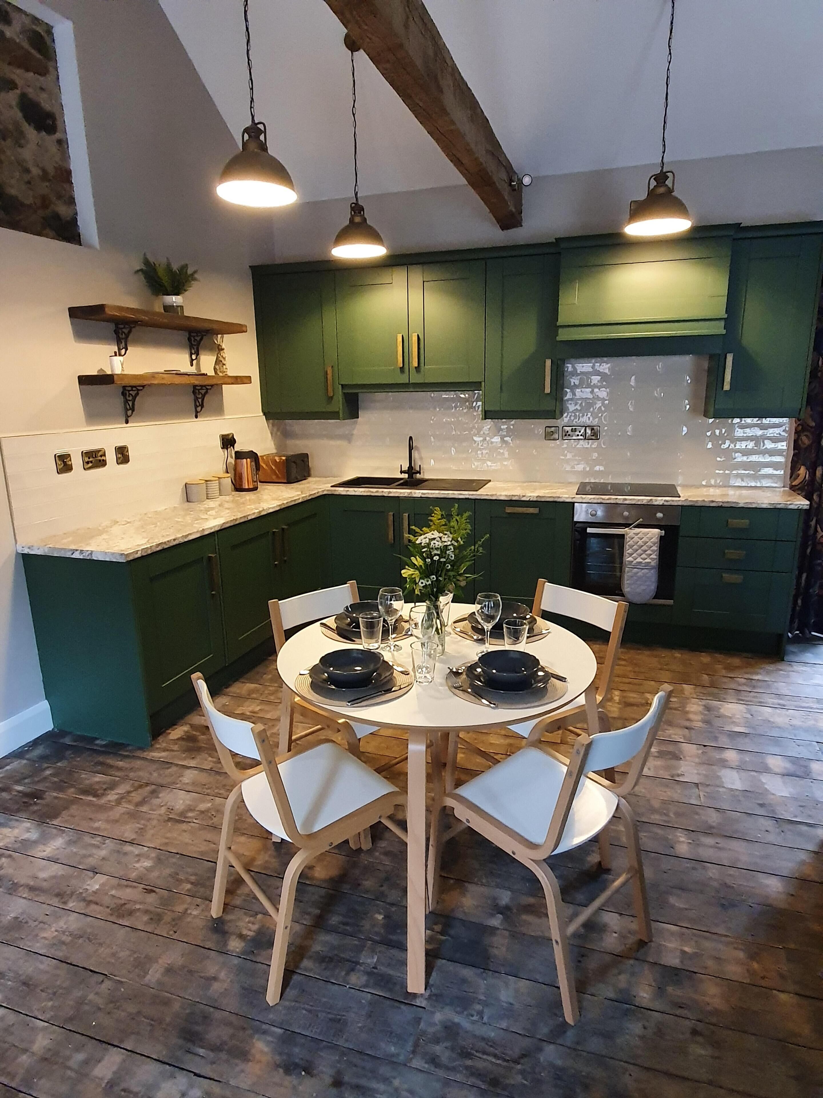 Traditional Cottage, Private Bathroom | Shared kitchen