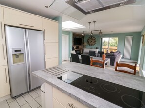 코티지 | 전용 주방 | 냉장고, 식기 세척기, 전기 주전자, 토스터