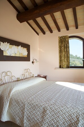 4 間睡房、熨斗/熨衫板、免費 Wi-Fi、床單