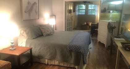 Charming Bungalow suite in Peaceful Sea Palms