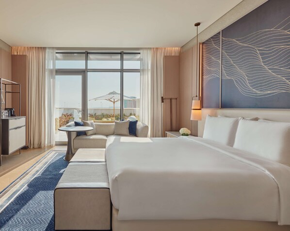 Deluxe Room, 1 King Bed