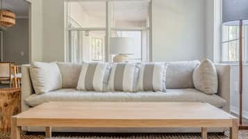 Premium Apartment, 3 Bedrooms, Kitchen (Self Check-in with Virtual Front Desk) | Living area | Flat-screen TV