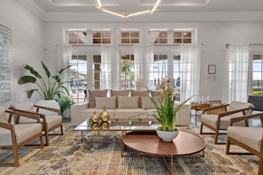 Lobby sitting area - Kasa Wellington South Florida (Wellington)