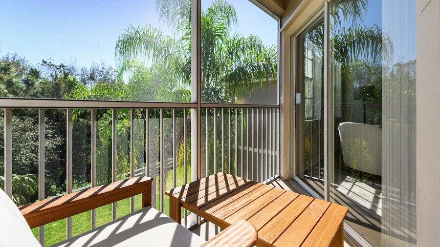 Kasa Wellington South Florida