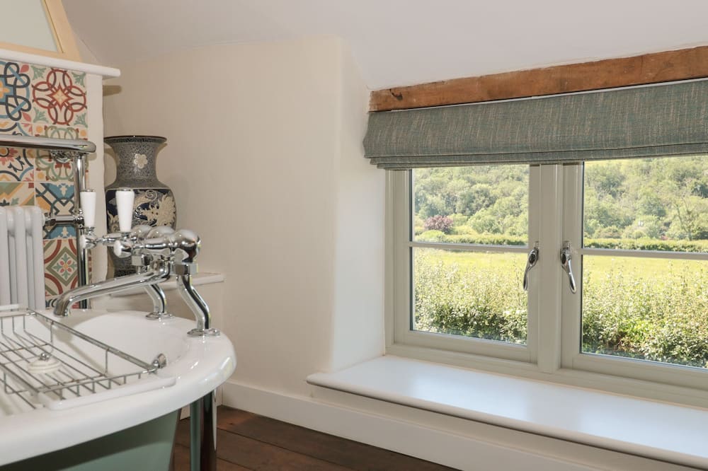Lilac Cottage - Chelwood