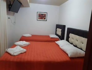 4 quartos, ferros/tábuas de passar roupa, Wi-Fi de cortesia