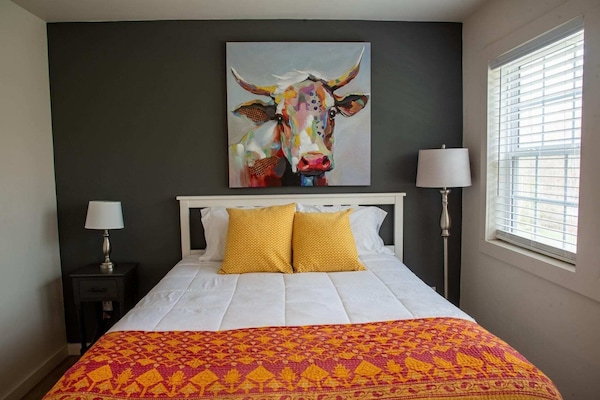 Greeter Falls Lodge Cottage #6 (1529)