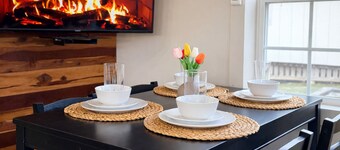 Greeter Falls Lodge Cottage #7