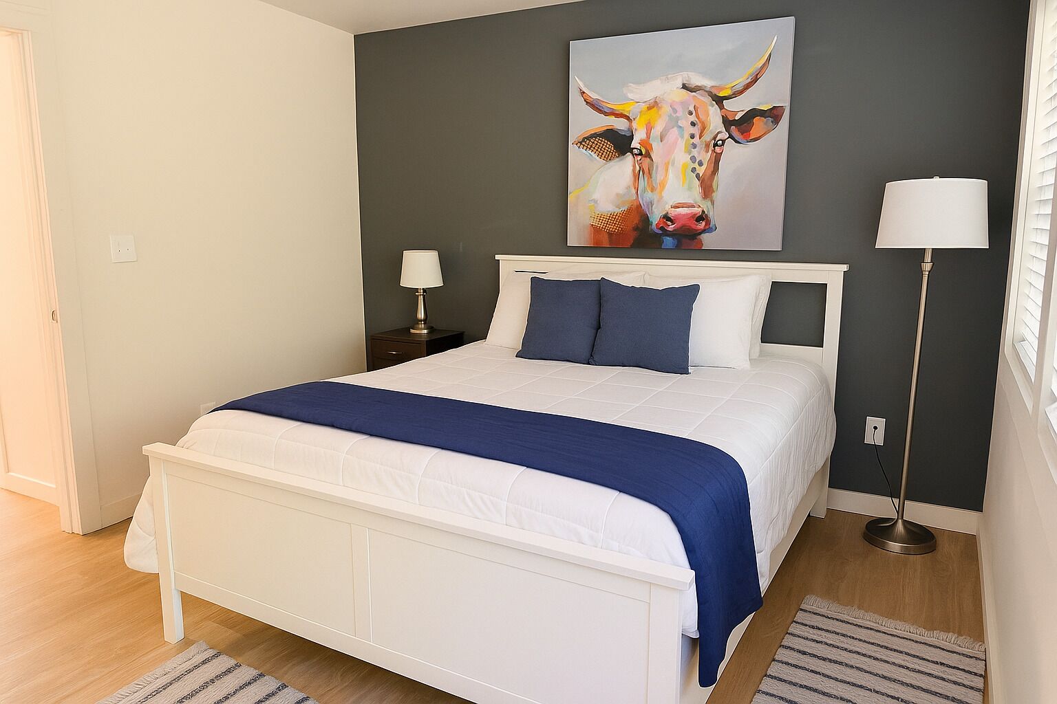 1 slaapkamer, een strijkplank/strijkijzer, wifi, beddengoed