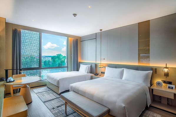Premium Room, 1 King Bed