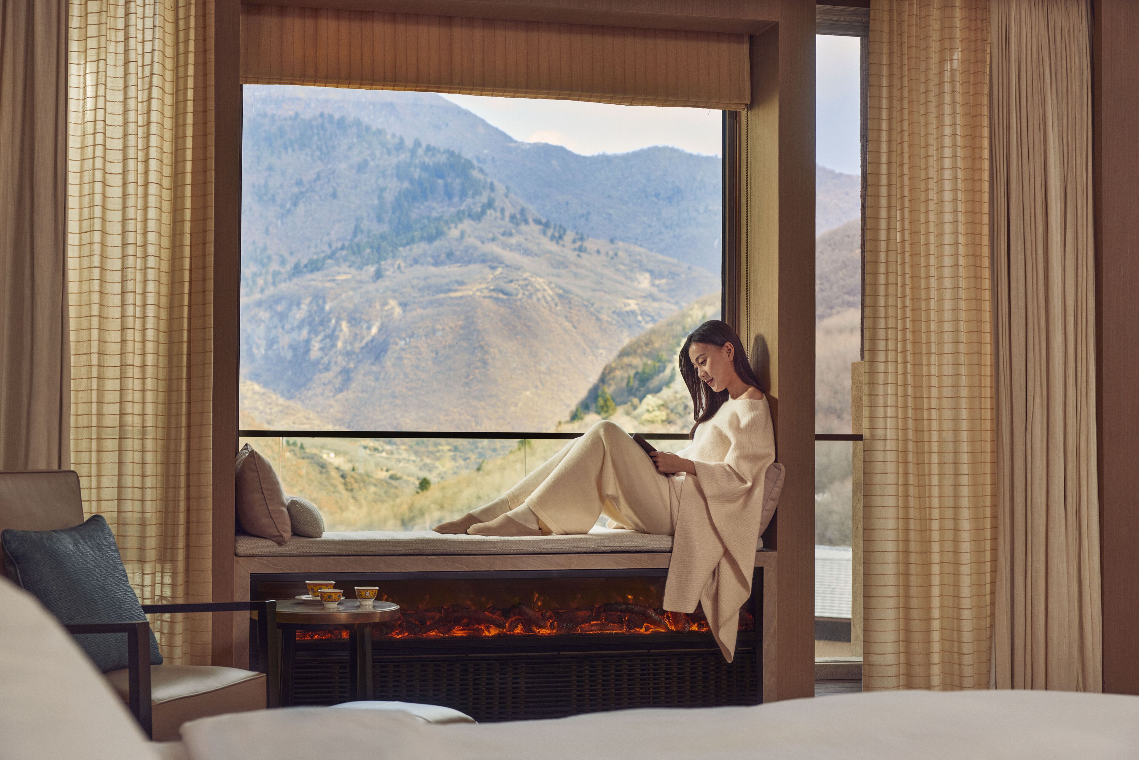 Down comforters, minibar, in-room safe, desk