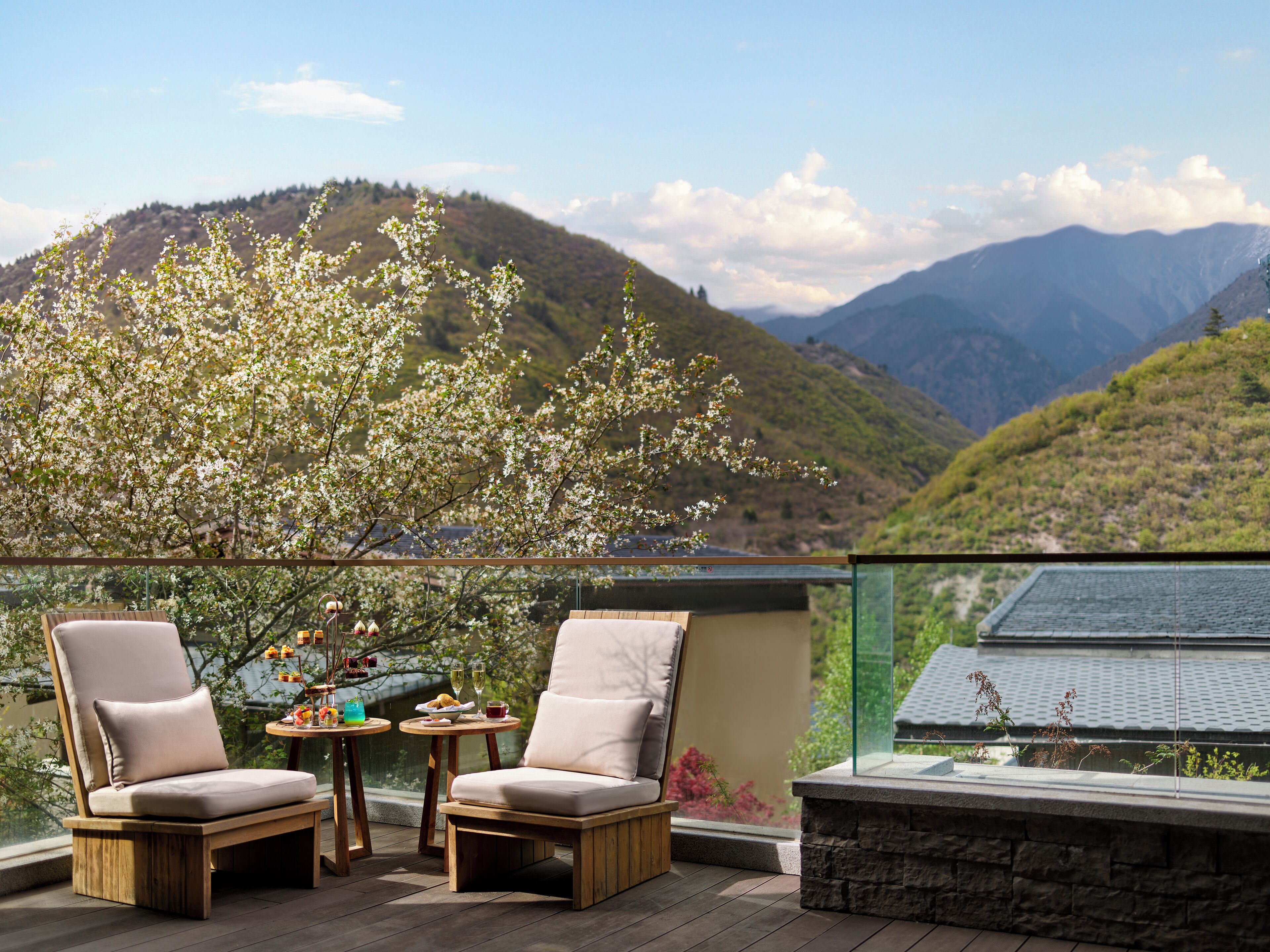 บริเวณภายนอก