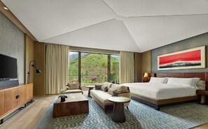 Presidential Suite, 1 King Bed (Connecting Rooms) | Down comforters, minibar, in-room safe, desk - Conrad Jiuzhaigou (Ngawa Autonomous Prefecture)